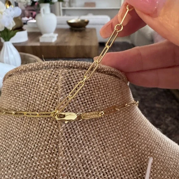 Melinda  Maria Not Your basic Samantha Pink Graduated Necklace - Picture 4 of 4